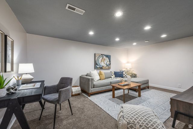 318 E DAVID CIR, Sandy, UT 84070