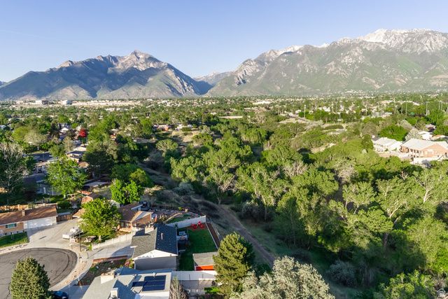 318 E DAVID CIR, Sandy, UT 84070