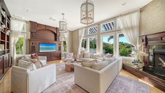 4712 HIGEL AVENUE, Sarasota, FL 34242