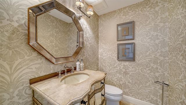 4712 HIGEL AVENUE, Sarasota, FL 34242