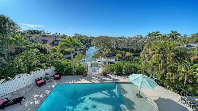 4712 HIGEL AVENUE, Sarasota, FL 34242