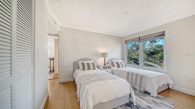 4712 HIGEL AVENUE, Sarasota, FL 34242