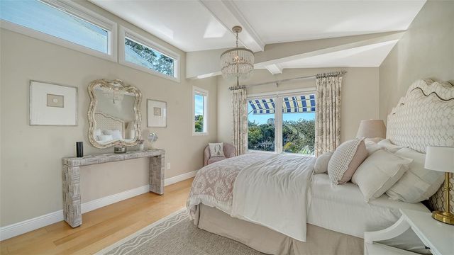 4712 HIGEL AVENUE, Sarasota, FL 34242