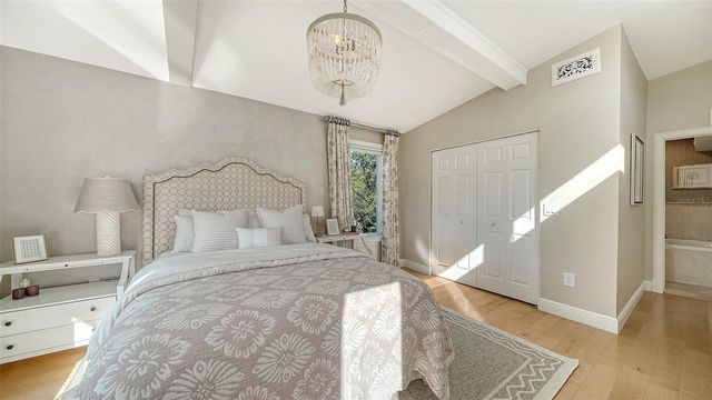 4712 HIGEL AVENUE, Sarasota, FL 34242