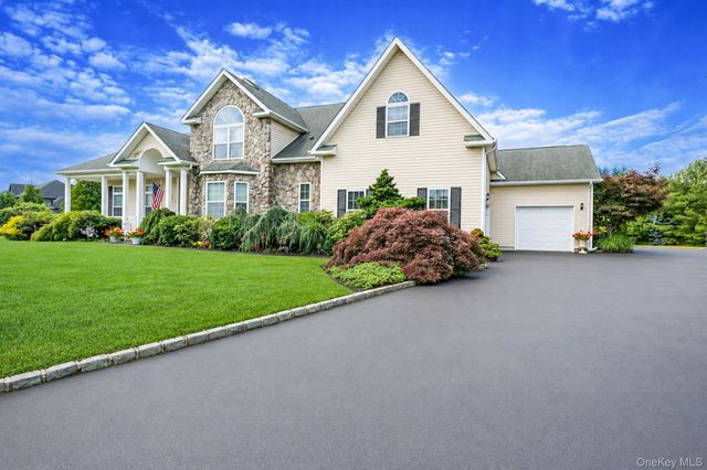 6 Westover Court, Shoreham, NY 11786