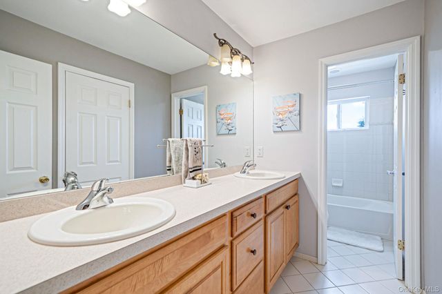 6 Westover Court, Shoreham, NY 11786