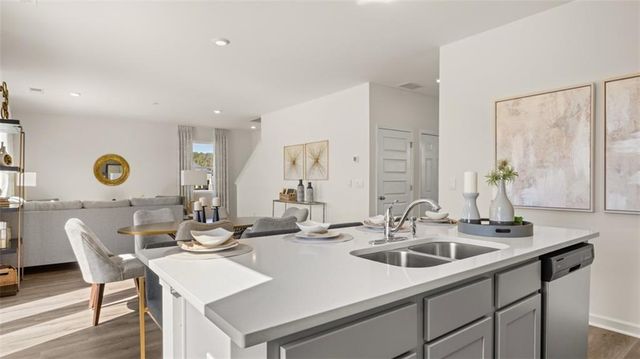 182 Aster Avenue, Locust Grove, GA 30248