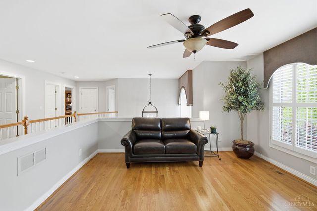 5564 Oak View Drive, Hamilton Twp, OH 45039