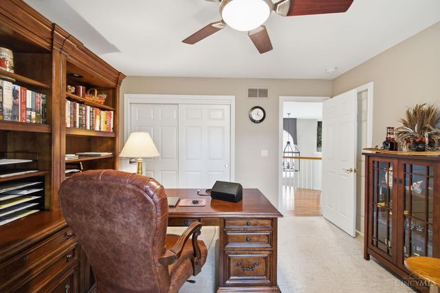 5564 Oak View Drive, Hamilton Twp, OH 45039