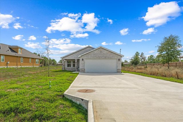 311 Road 51021, Cleveland, TX 77327