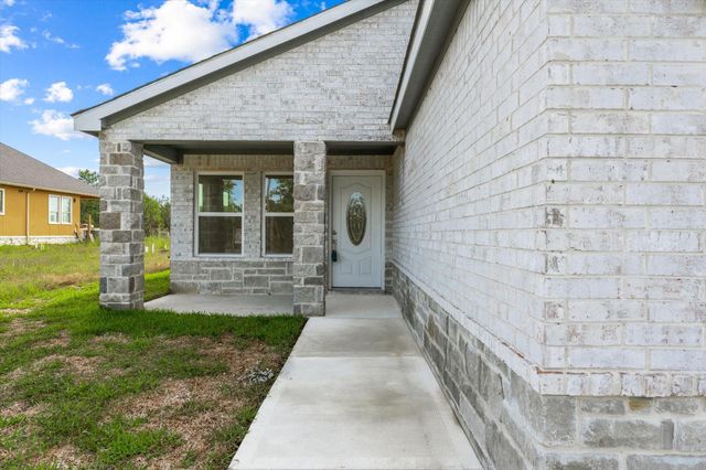 311 Road 51021, Cleveland, TX 77327