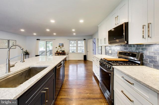5414 RUMSFORD LN, Burke, VA 22015