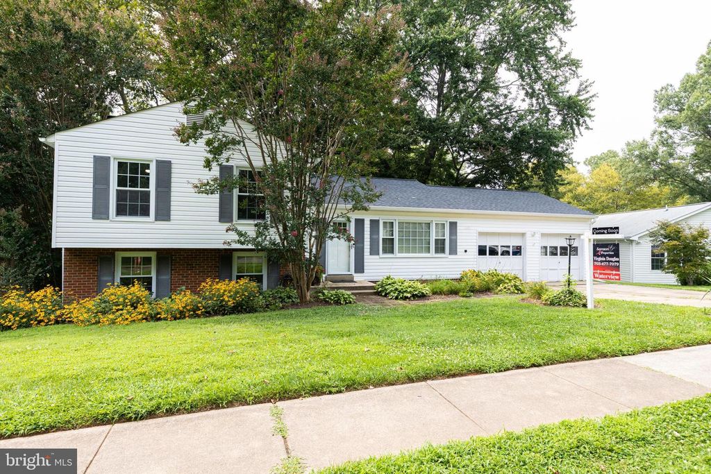 5414 RUMSFORD LN, Burke, VA 22015