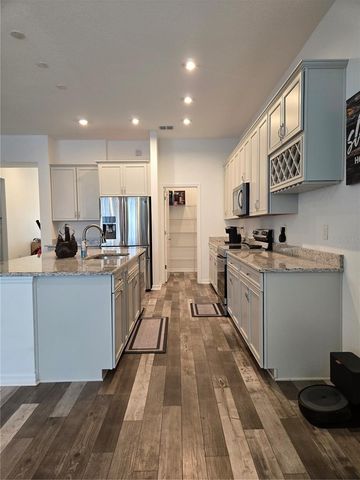 863 W BAYSHORE DRIVE, Tarpon Springs, FL 34689