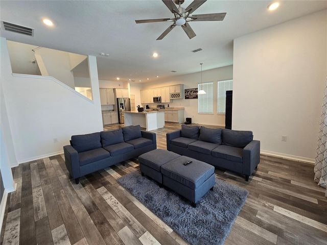 863 W BAYSHORE DRIVE, Tarpon Springs, FL 34689
