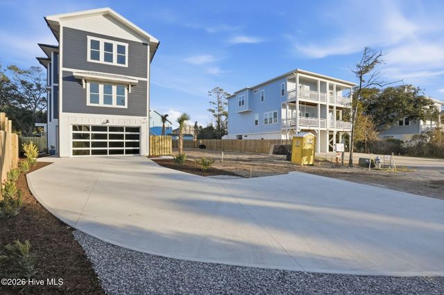 1107 Swordfish Lane, Carolina Beach, NC 28428