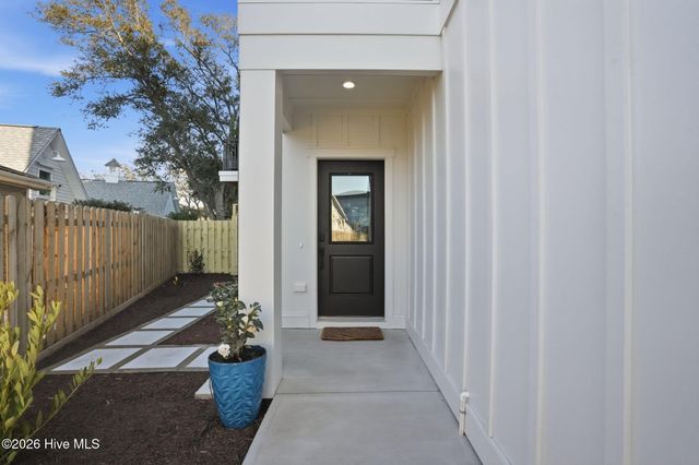 1107 Swordfish Lane, Carolina Beach, NC 28428