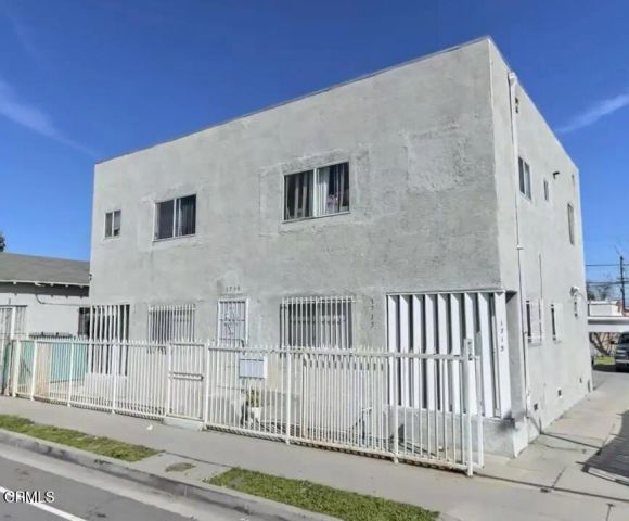 1711 E Imperial Highway, Los Angeles, CA 90059