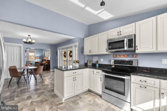 8421 OLD FREDERICK RD, Ellicott City, MD 21043