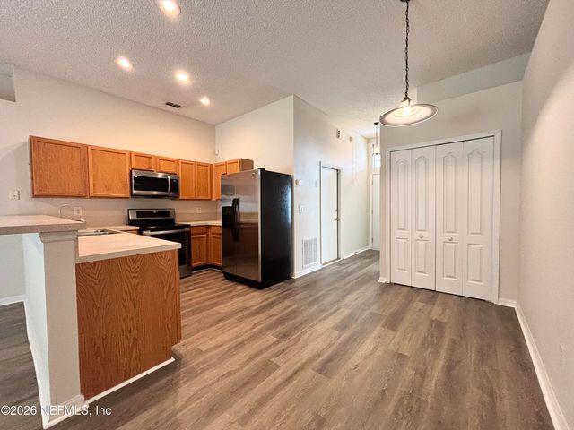 312 TURTLE DOVE Drive, Orange Park, FL 32073
