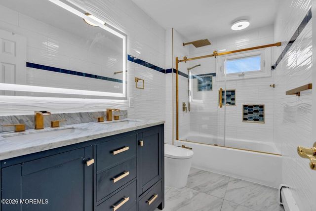 5 Travis Court, Monroe, NJ 08831