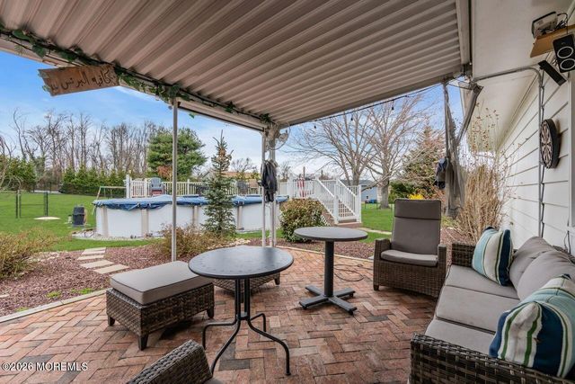 5 Travis Court, Monroe, NJ 08831