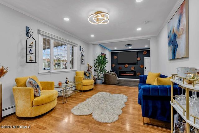 5 Travis Court, Monroe, NJ 08831