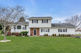 5 Travis Court, Monroe, NJ 08831