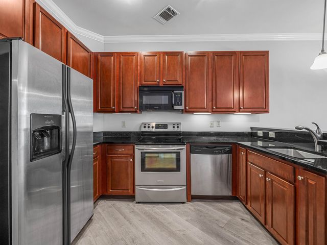 155 E Broad Street, Spartanburg, SC 29306