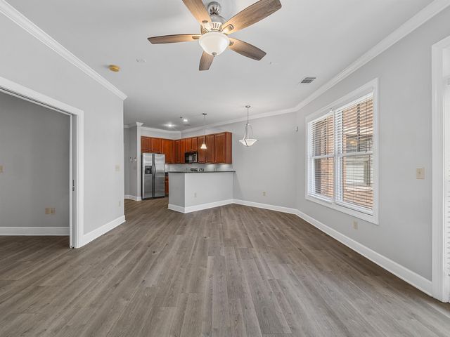 155 E Broad Street, Spartanburg, SC 29306
