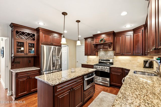 62 Heritage Drive, Howell, NJ 07731
