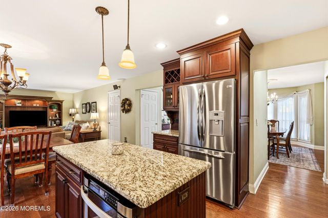62 Heritage Drive, Howell, NJ 07731