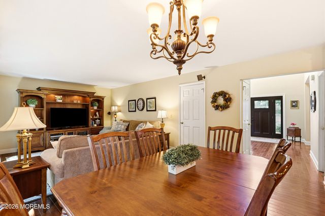 62 Heritage Drive, Howell, NJ 07731