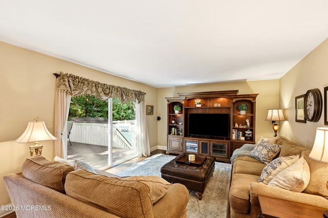 62 Heritage Drive, Howell, NJ 07731