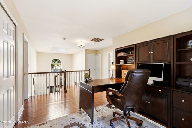 62 Heritage Drive, Howell, NJ 07731
