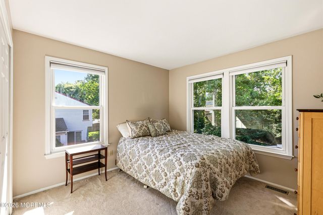 62 Heritage Drive, Howell, NJ 07731