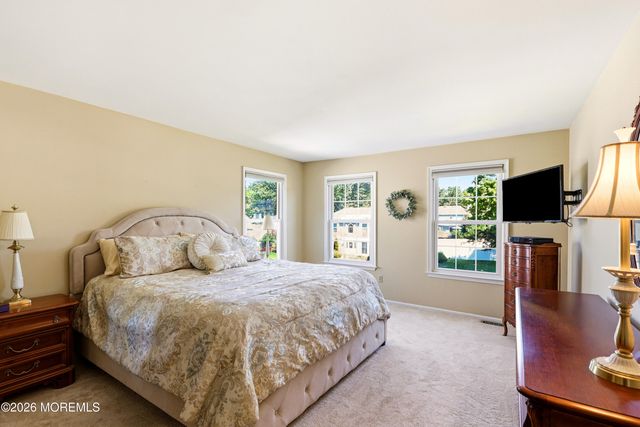 62 Heritage Drive, Howell, NJ 07731