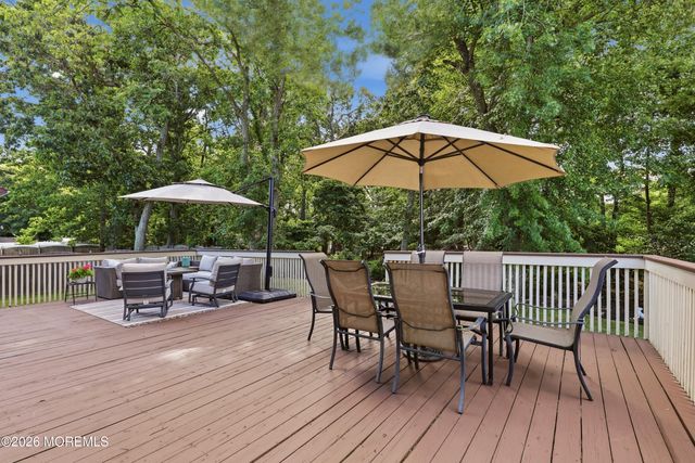 62 Heritage Drive, Howell, NJ 07731