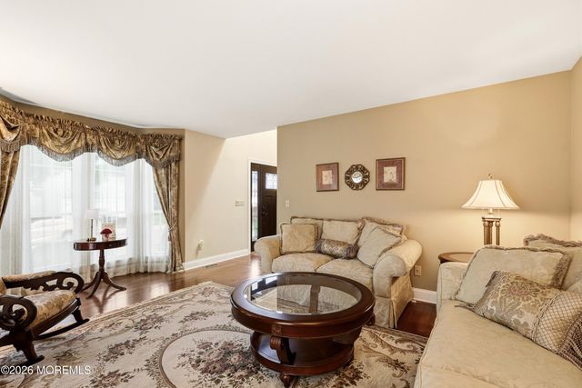 62 Heritage Drive, Howell, NJ 07731