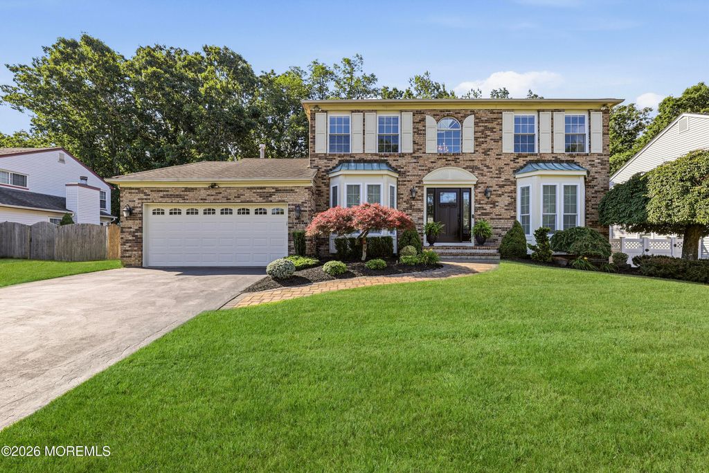 62 Heritage Drive, Howell, NJ 07731