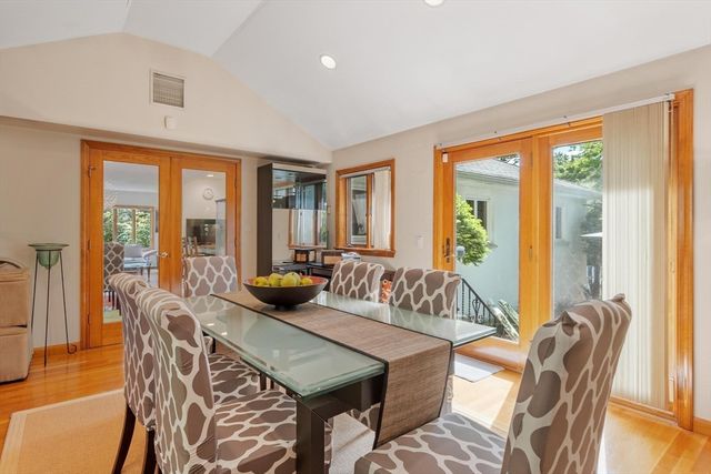 81 Goodale St, Peabody, MA 01960