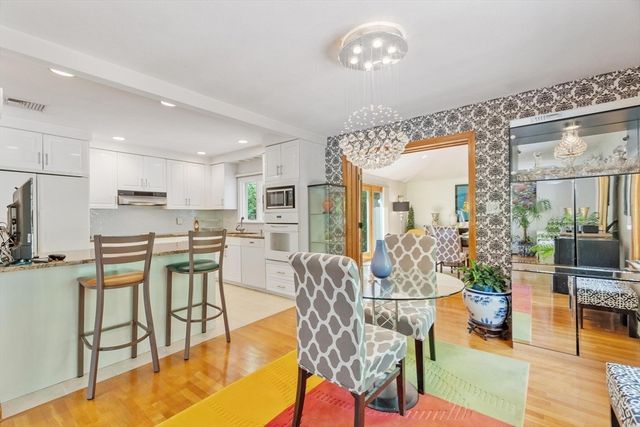 81 Goodale St, Peabody, MA 01960