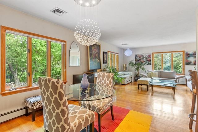 81 Goodale St, Peabody, MA 01960