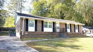 1487 Colony East Circle, Stone Mountain, GA 30083