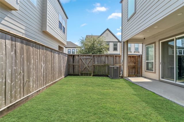 2609 Paul Quinn Street, Houston, TX 77091