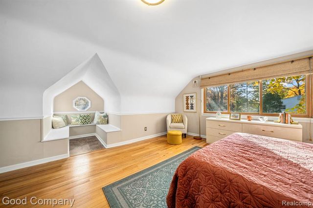 816 W 13 Mile Road, Royal Oak, MI 48073