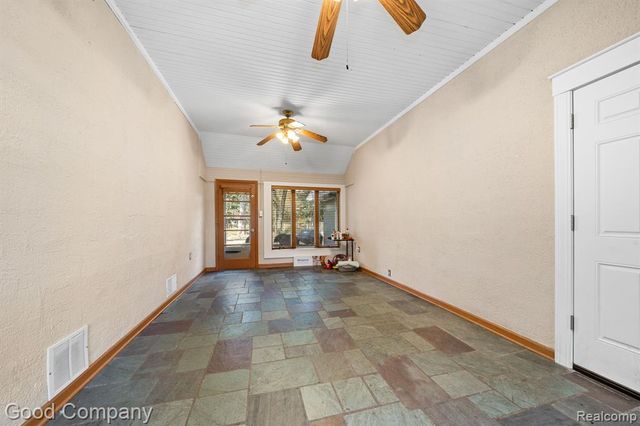 816 W 13 Mile Road, Royal Oak, MI 48073