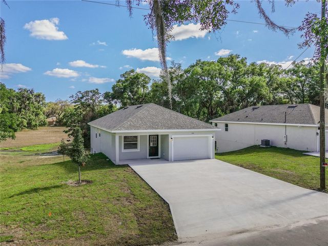 504 E HOWRY AVENUE, Deland, FL 32724