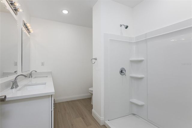 504 E HOWRY AVENUE, Deland, FL 32724