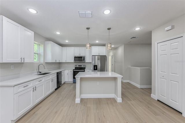 504 E HOWRY AVENUE, Deland, FL 32724